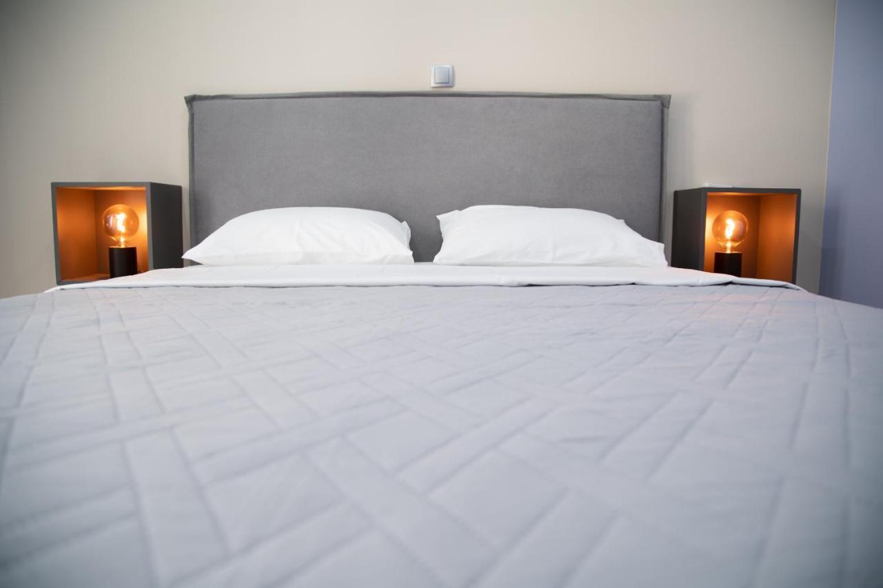 Modern Apartment Downtown Athena Bagian luar foto